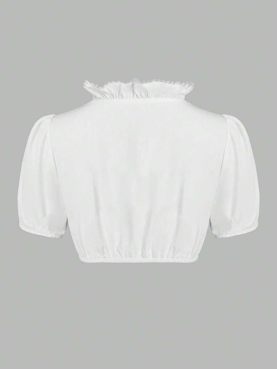 Dirndl blouse detail