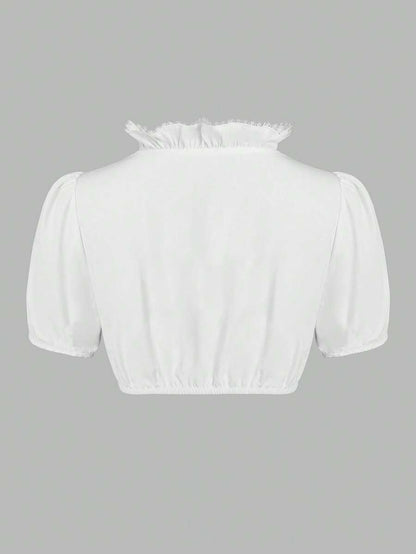 Dirndl blouse detail