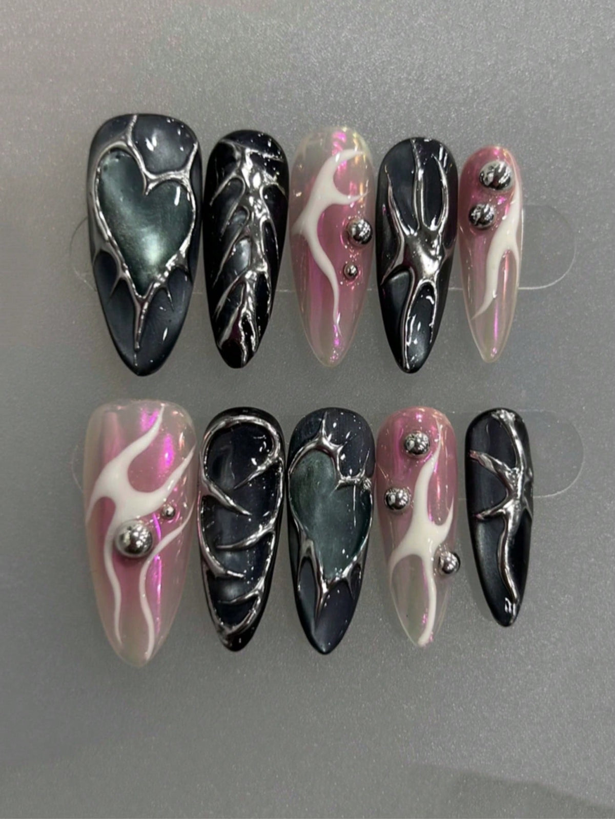 Flame cat-eye almond press-on nail set