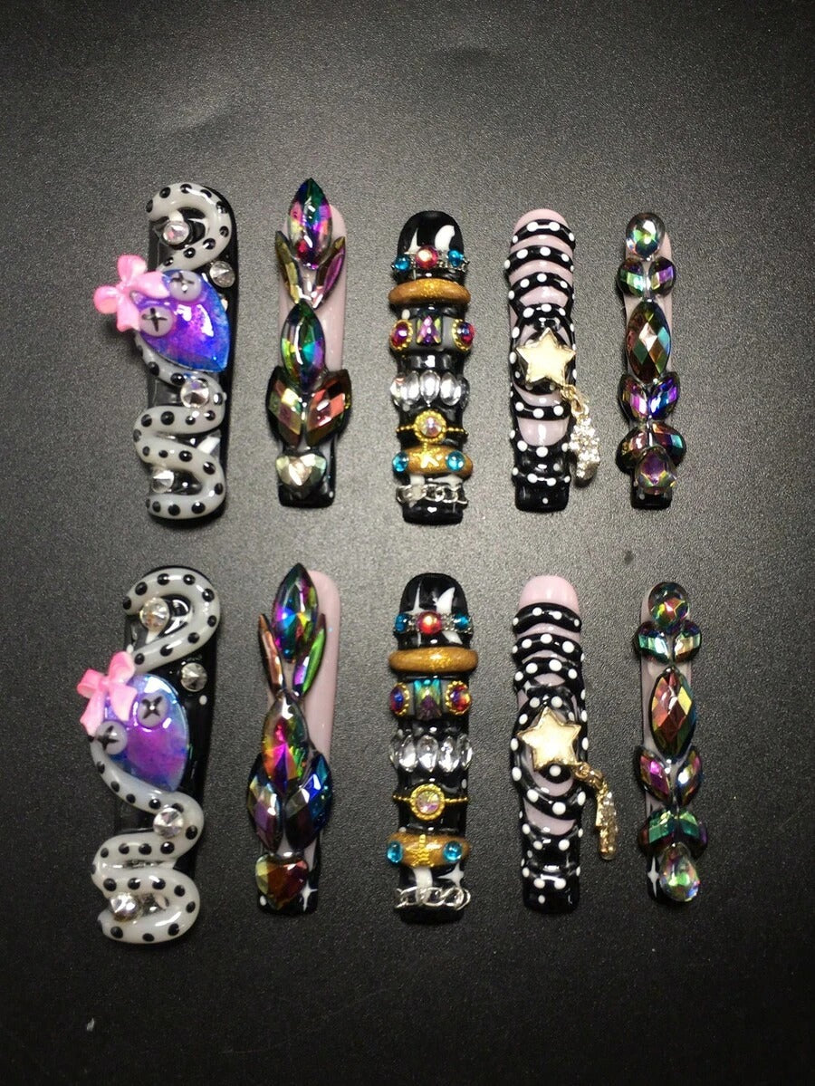 Serpent Siren press-on nails snake crystal detail