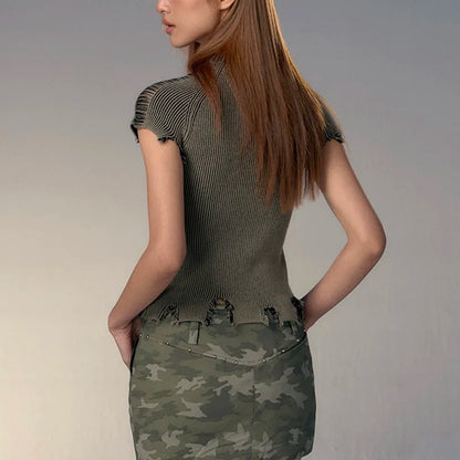 Knit crop top back