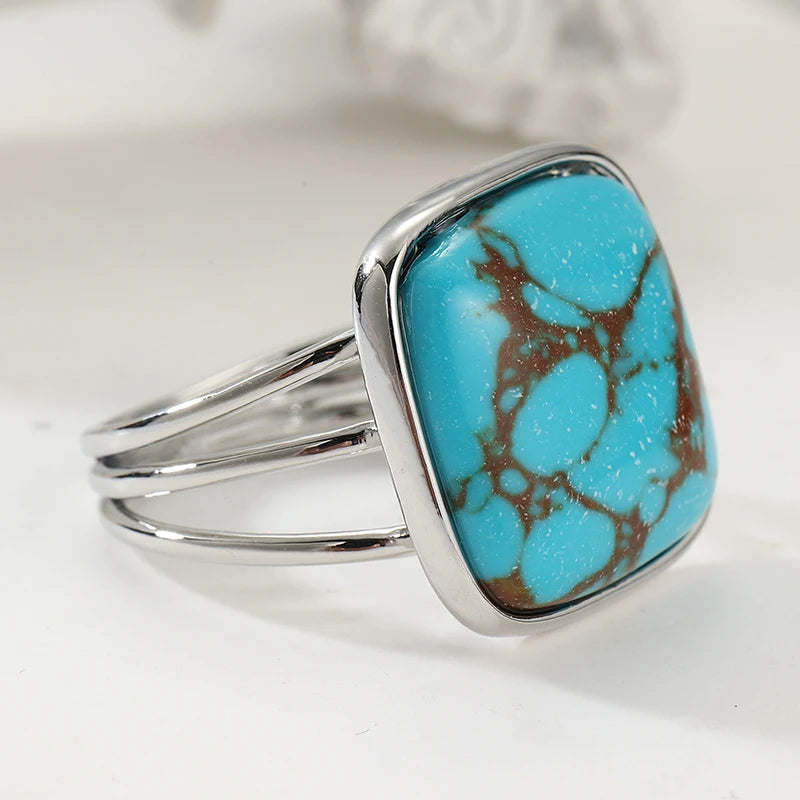 Detail of the copper-veined faux turquoise stone