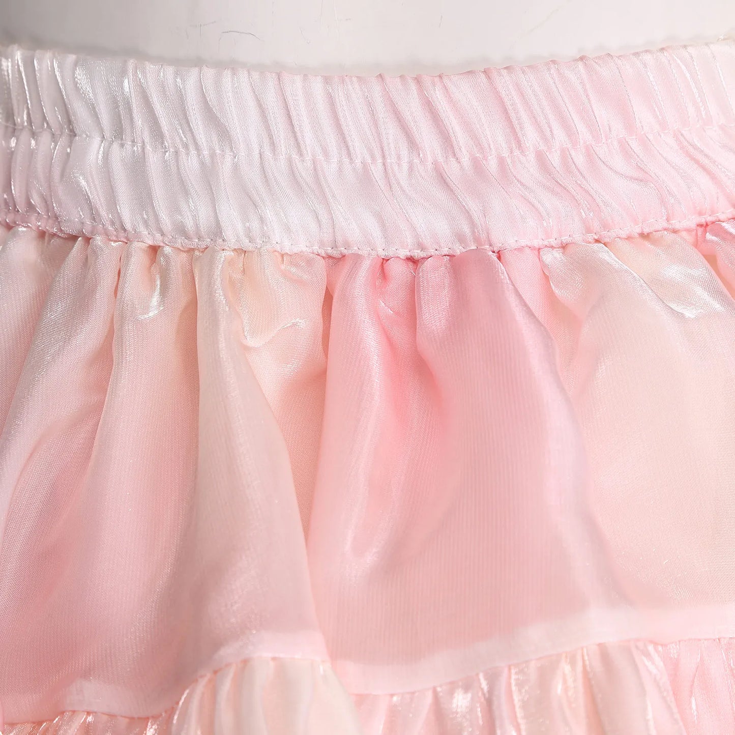 Bubble skirt detail