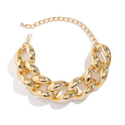 Twisted link detail