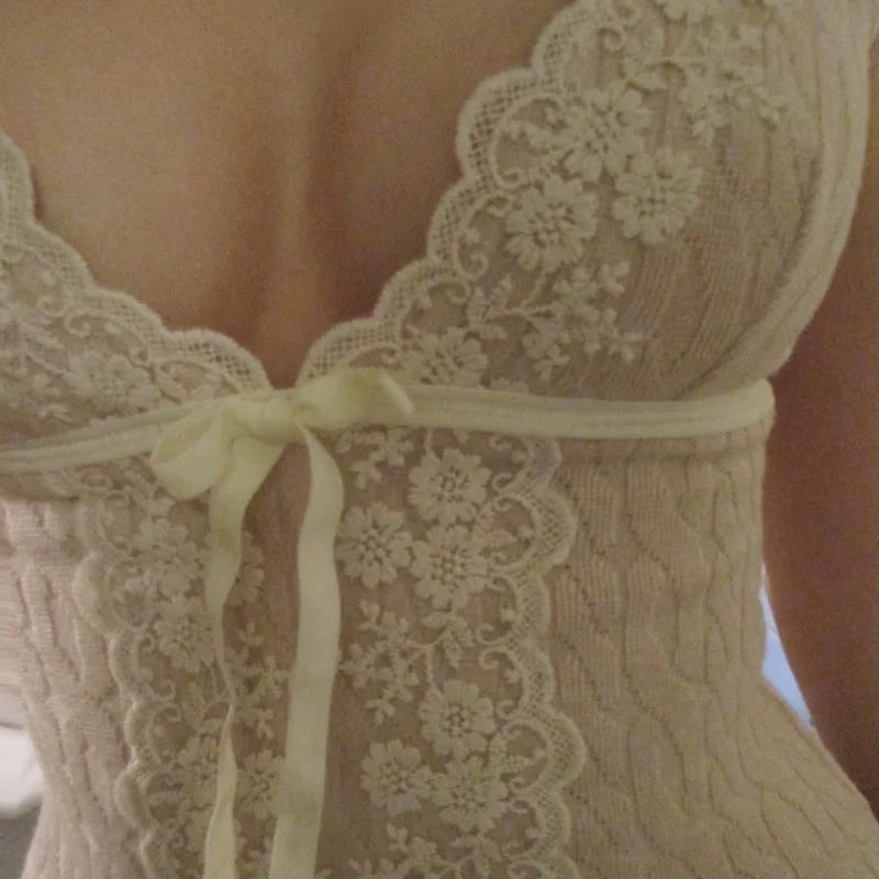Sunday Confession lace trim cami back lace detail
