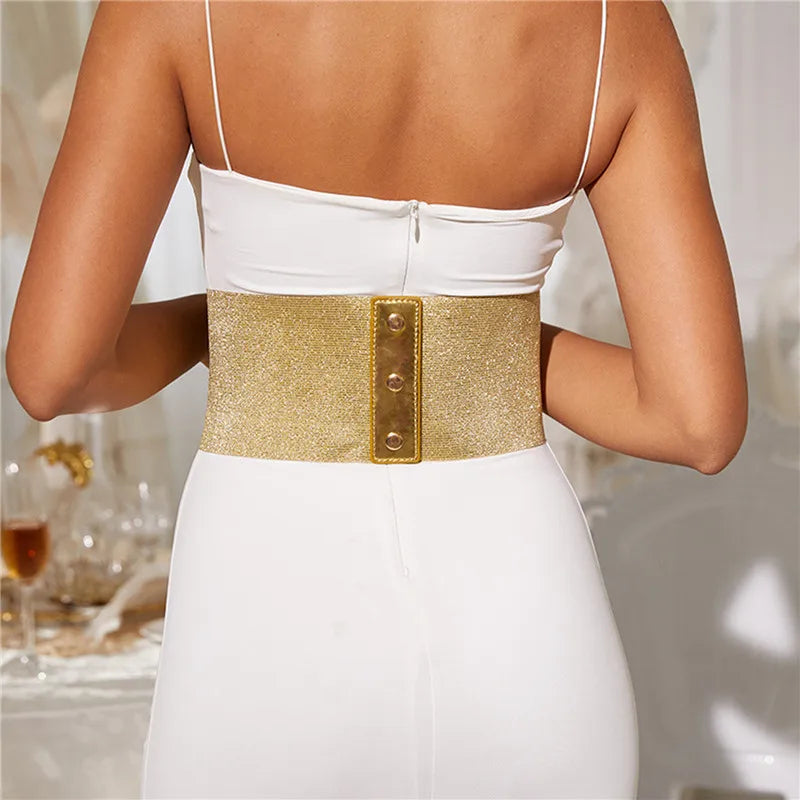 Back view showing the hidden closure