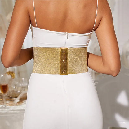 Back view showing the hidden closure