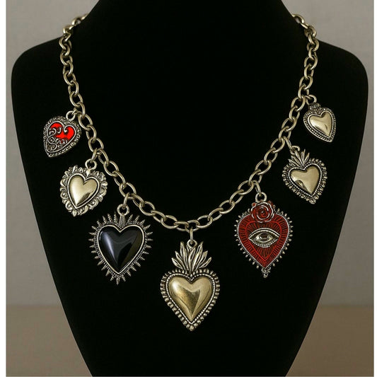 Viva Corazón Sacred Heart Necklace