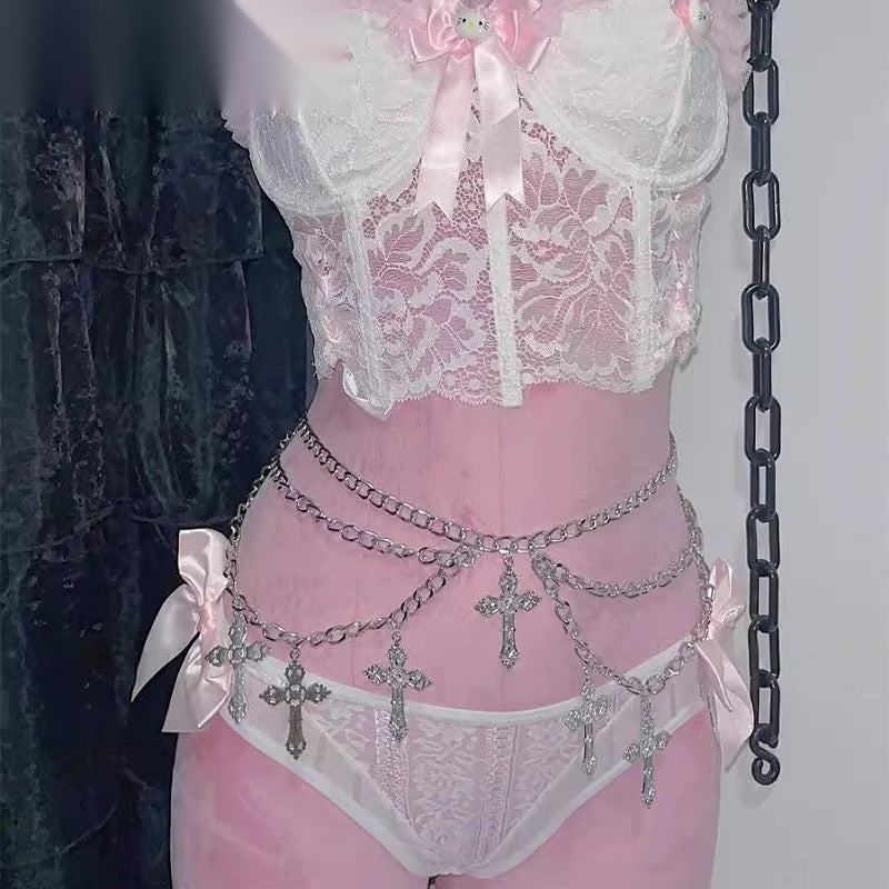 Front view of the silver three tier draped chain