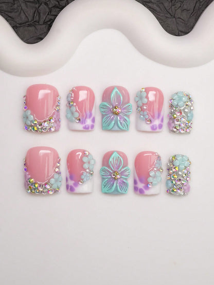 Hydrangea Haze short square press on nails, full set