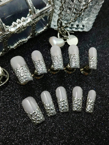 Full set of ten Liquid Leopard press on nails